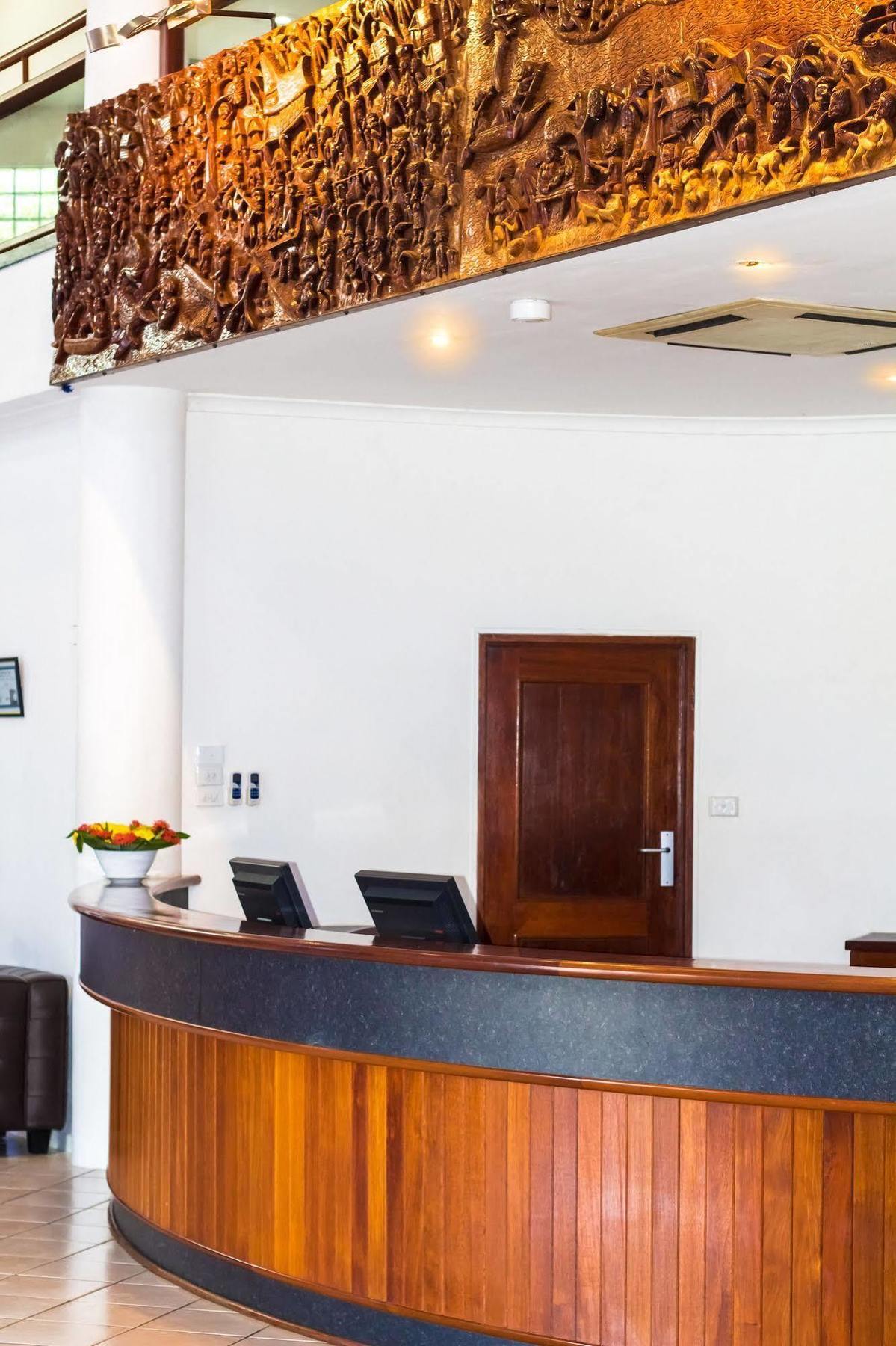 Madang Star International Hotel ภายนอก รูปภาพ
